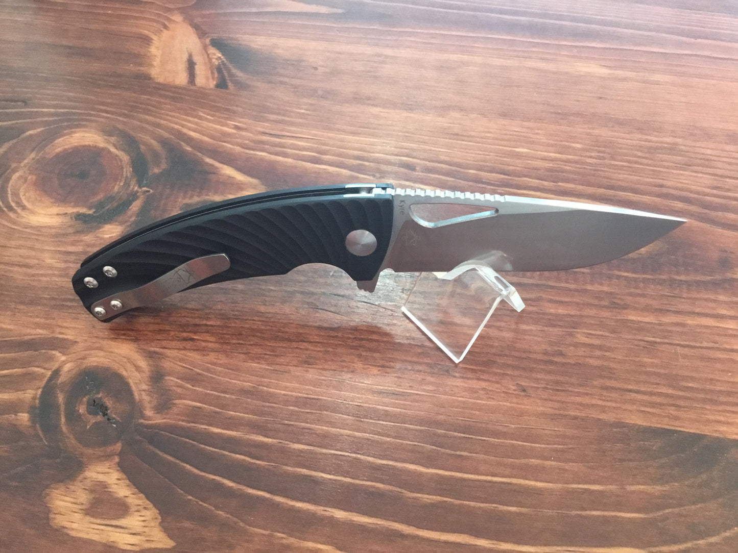 Kizer V4484A1 Kyre Black G10